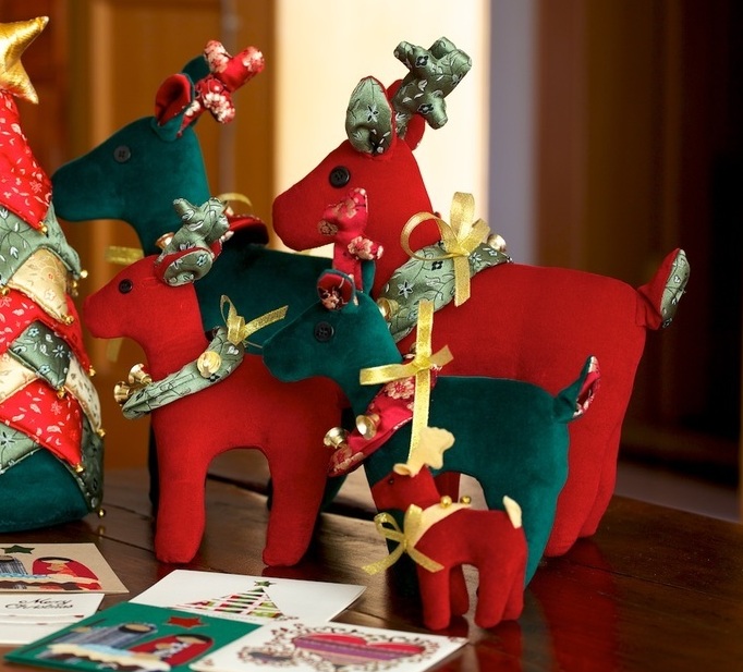 Hearts &amp; Hands Reindeer Stuffed Toys&nbsp;