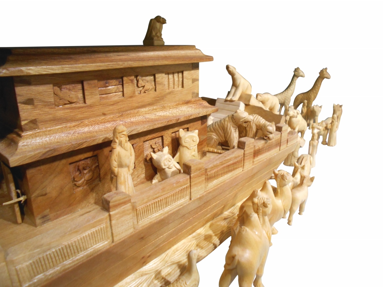 Wood-carver Large Noah's Ark Set
