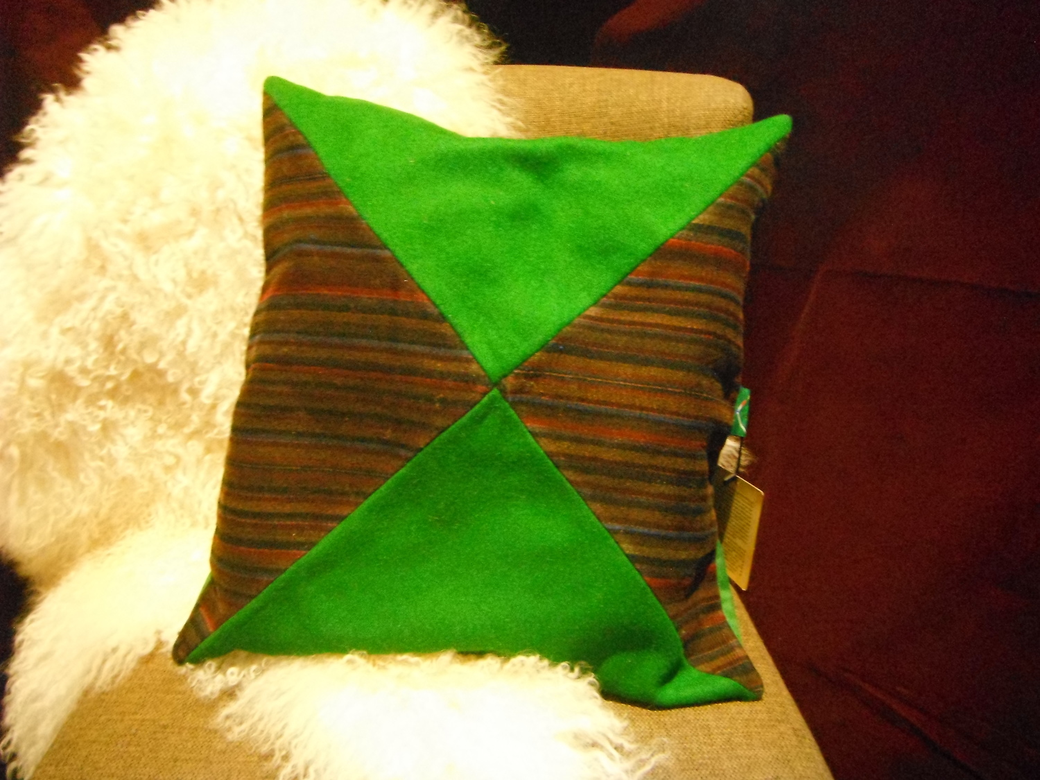<p>Shigatse Large Cushion Cover</p>