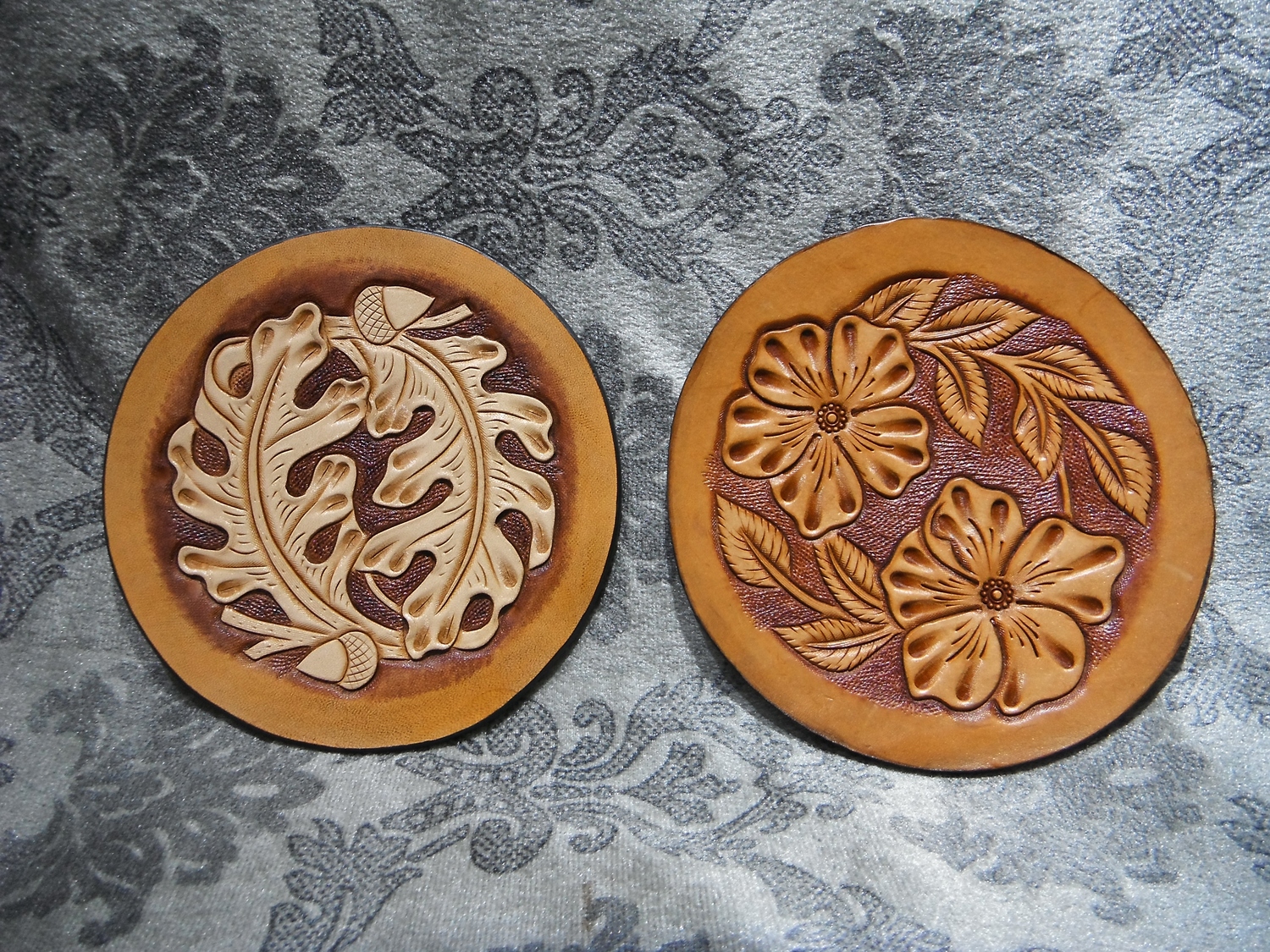 <p>Yu Family Various Carved Leather Coasters&nbsp;</p>